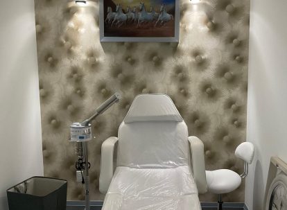 Massage Center & Salon​